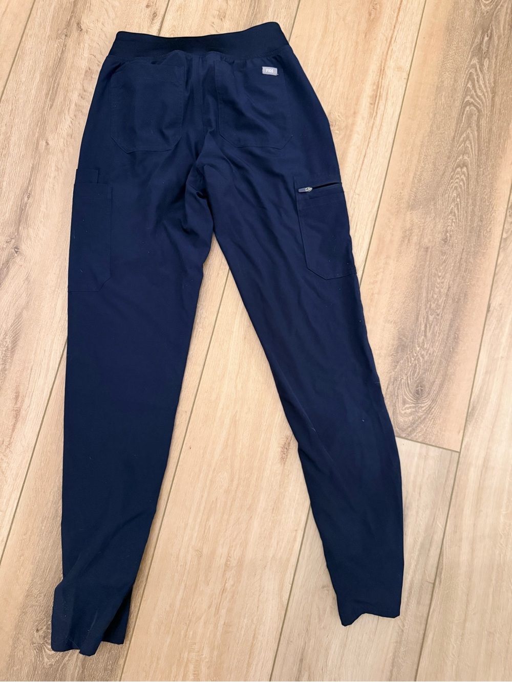 Figs Women's Navy Jogger Scrub Pants